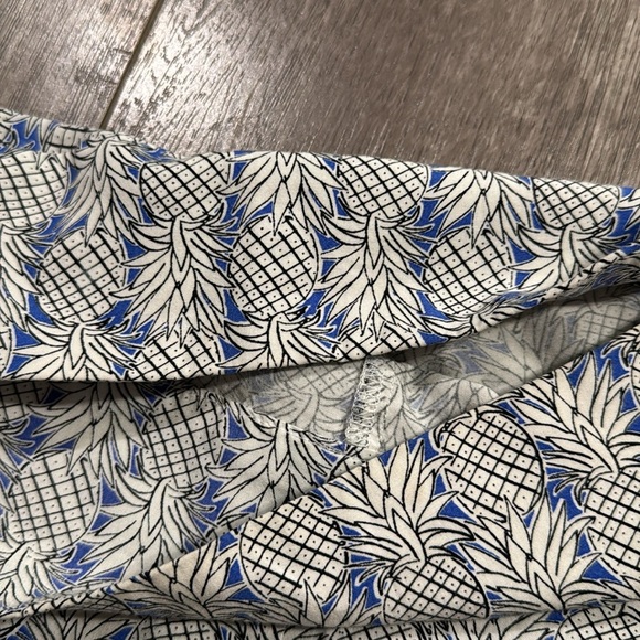 Anthropologie Maeve Blue Pineapple Shorts Size 10 - Picture 5 of 7